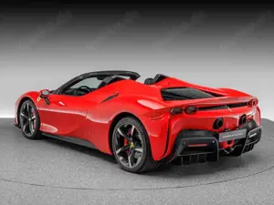 Ferrari SF90 Spider Bild 3