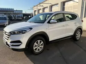 Hyundai TUCSON 1.6 Classic Blue / Navi / WR / AHK