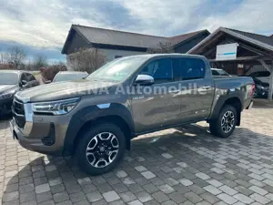 Toyota Hilux Executive 2.8D-4D *NAVI*360°*Mild-Hybrid* Bild 2