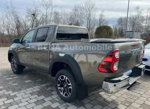 Toyota Hilux Executive 2.8D-4D *NAVI*360°*Mild-Hybrid* Bild 5
