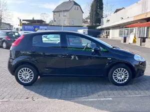 Fiat Grande Punto 1.4 8V Feel *KLIMA*ALCANTARA*2-HAND Bild 5