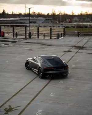 Jaguar F-Type F-Type Coupe P575 AWD Aut. R Bild 2