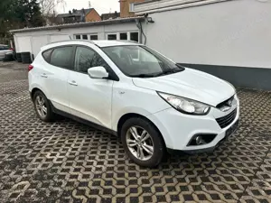 Hyundai iX35 Comfort 4WD - Benzin, 10/26 TÜV, Klima, AHK