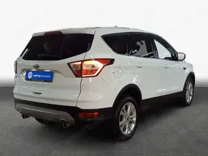 Ford Kuga 1.5 EcoBoost 2x4 Titanium Xenon-Scheinw. Bild 2