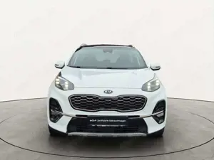 Kia Sportage 2.0D AWD GT-Line | PANO | AHK | TECH | LEDER Bild 3