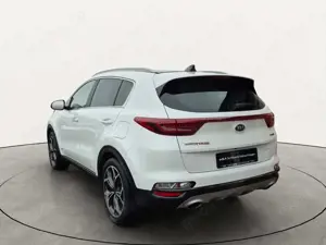 Kia Sportage 2.0D AWD GT-Line | PANO | AHK | TECH | LEDER Bild 5