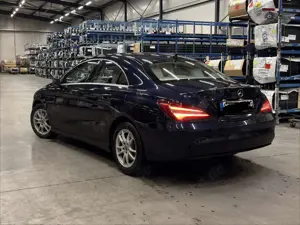 Mercedes-Benz CLA 180 Bild 3