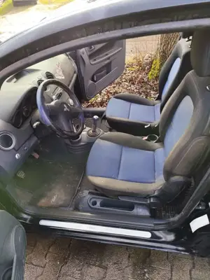 Mitsubishi Colt Colt  3-Türer CZ3 1.1 Inform Bild 3