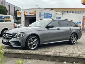 Mercedes-Benz E 300 de T 9G-TRONIC AMG Line Bild 1
