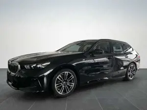 BMW 520 d Touring xDrive M SPORT/AHK/PANO-DA/HK/