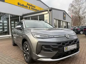 Volkswagen T-Roc 1.5 eTSI 110 kW Style AHK | NAVI | 4 Jahre 80.000