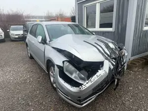 Volkswagen Golf Allstar BMT - FRONTSCHADEN - UNFALL FAHRZEUG -