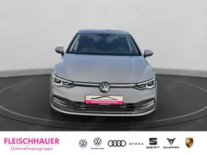 Volkswagen Golf VIII 1.5 Style eTSI DSG+SHZ+LED+NAVI+KAMERA Bild 2