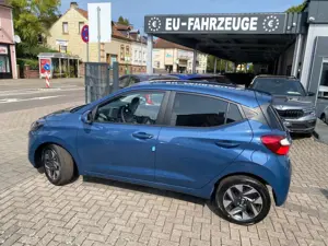 Hyundai i10 AMT*ALU*el.anklappb.Asp*Klima*NAVIR.KAM*Winterpak Bild 4