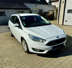 Ford Focus Focus Turnier 1.5 TDCi DPF Automatik Business Line