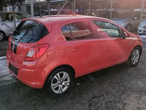 Opel Corsa 150 Jahre Opel Bild 4