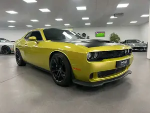 Dodge Challenger 6,4l V8 *SRT HR Tieferlegung/ SZH* Bild 5