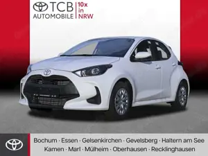 Toyota Yaris 1.5 Hybrid Teamplayer NAVI SHZ PDC KLIMA
