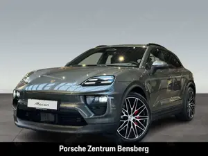 Porsche Macan 4S Electric