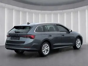 Skoda Octavia Combi Style TDI*ACC HeadUp Navi el.Sitze Bild 4