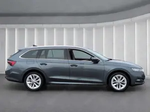 Skoda Octavia Combi Style TDI*ACC HeadUp Navi el.Sitze Bild 3
