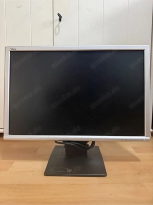 Fujitsu Siemens Monitor 22    VGA & DVI, sehr guter Zustand
