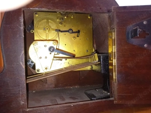 Kaminuhr aus 1950 1960er Jahre. Bild 3