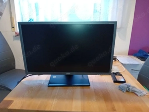 LCD Monitor funktionsfähig Bild 2