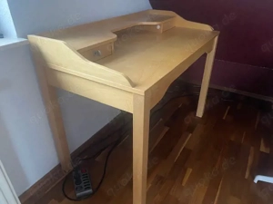 Schreibtisch (IKEA) - gut erhalten