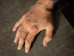 Finanzielle Unterordnung lies genau