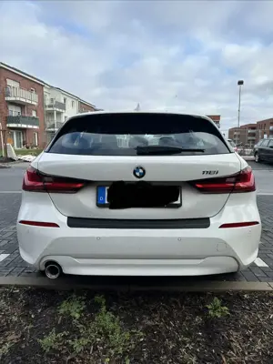 BMW 118 118 i Advantage Bild 4