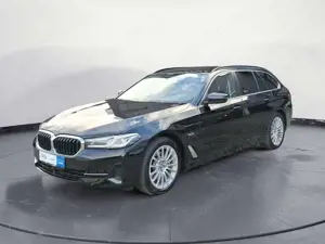 BMW 530 e xDrive Touring *Business*Navi*Kamera*LED*AH Bild 2