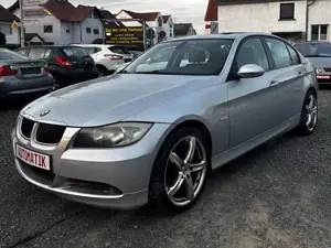 BMW 320 320i