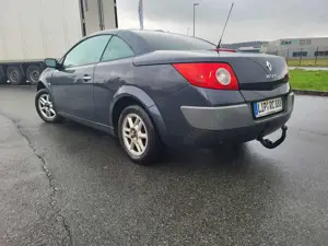 Renault Megane Megane 1.9 dCi FAP Coupe-Cabriolet Aut. Exception Bild 3