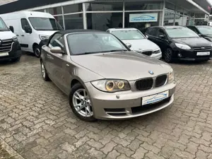 BMW 118 118i Cabrio mit TÜV-AU-Neu,Leder,Klima..
