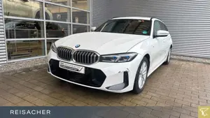 BMW 330 d A xDrive Tou M-Sport Navi HUD 360° Tempo