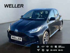 Toyota Yaris Hybrid 1.5 Team D *ACC*CAM*CarPlay*Spurhalt*