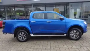 Isuzu D-Max Double Cab 4x4 LSE Klimaautomatik+LED+Kame Bild 4