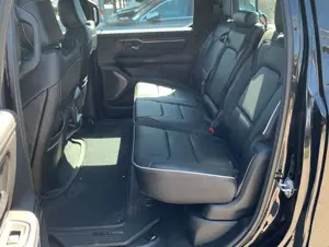 Dodge RAM Basis 1500 Limited Night3,0 540 PS| Pano360° Bild 5