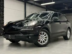 Porsche Cayenne Diesel 1. HAND*PANO*LEDER*BREMSÄTZE NEU Bild 1