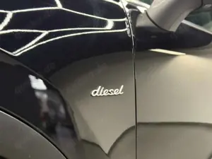 Porsche Cayenne Diesel 1. HAND*PANO*LEDER*BREMSÄTZE NEU Bild 5