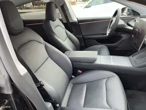 Tesla Model 3 Model 3 RWD Hinterradantrieb Bild 2