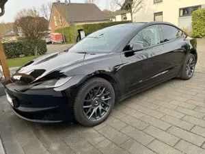 Tesla Model 3 Model 3 RWD Hinterradantrieb Bild 3