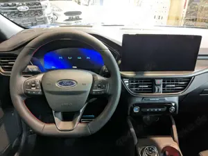 Ford Kuga 2.5 l PHEV 178 kW ST-Line X Bild 4