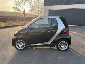 smart forTwo fortwo cabrio CDI 33 kW KLIMA*TÜV.NEU Bild 4