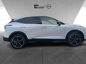 Nissan Qashqai N-WAY 205PS Automatik Winter/HUD/AVM/Navi Bild 5