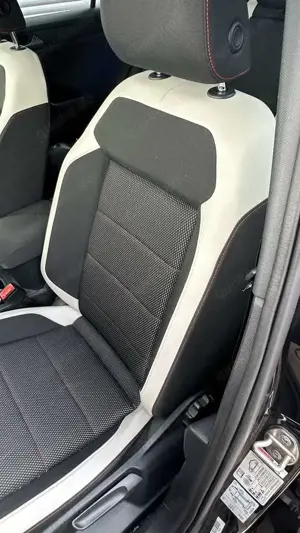 Volkswagen T-Roc T-Roc 2.0 TSI 4MOTION Sport Bild 5