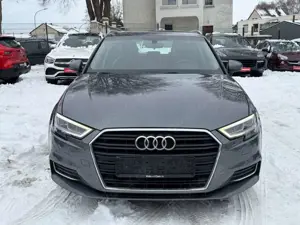 Audi A3 Sportback 30 TDI LED / NAVI / Audi Scheckheft Bild 2