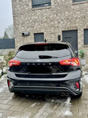 Ford Focus ST-Line - image 2