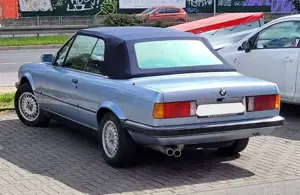 BMW 320 320i